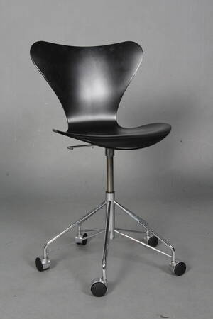 Arne Jacobsen. Kontorstol, 3107