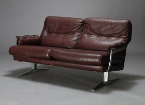 Dansk møbelproducent. To-pers. sofa