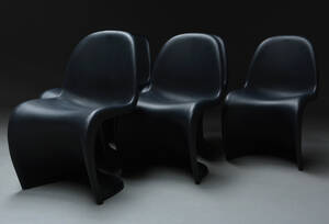 Verner Panton. Sæt på seks frisvinger stole Panton Chair 6 