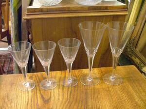 Glasglasservisdelar