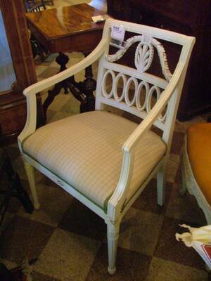 Karmstolar, 2 st. Gust.stil