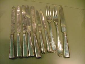 Fruktknivar, 6 st. silver eng. stplr.Birmingham omkr. 1800. Fruktknivar 2 st. sv. stplr. 1824