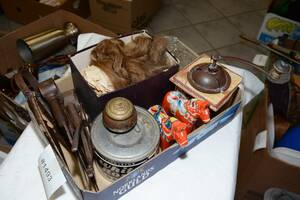 Människohår, dalahästar m m