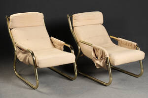 Paar Lounge Chairs, goldfarbene Konstruktion mit Polstern 2 Diese Ware steht erneut zur Auktion unter der Warennummer rnrn4591747