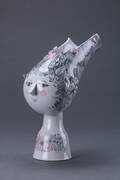 Bjørn Wiinblad. Vase, Titania af fajance. Dessin V20 , 1971