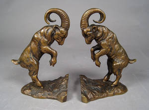 Par bogstøtter af bronze 2