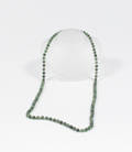Jade halsband med silverlås