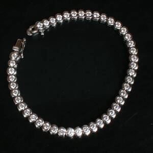 SILVERARMBAND MED ZIRKONER