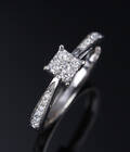 Moderne brillantring af 18 kt. hvidguld 