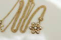 Halsband