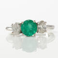 Ring guld smaragd diamanter