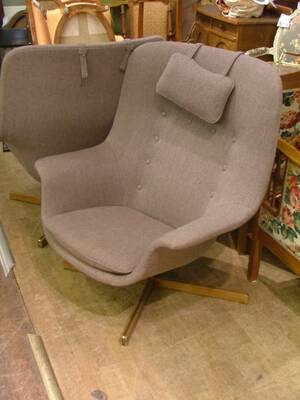 Snurrfåtöljer,  1 par