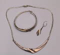 Halsband