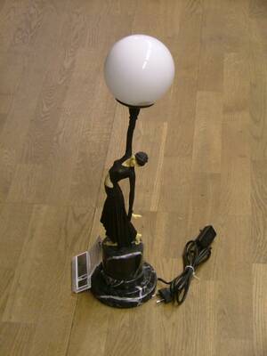 Bordslampa, Art decó-stil