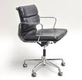 Charles Eames 1907-1978. Soft Pad kontorstol, Model EA-217
