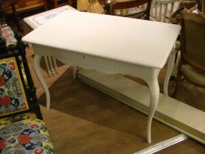 Skrivbord, gustaviansk stil