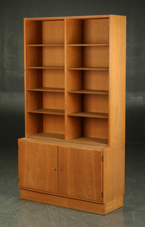 Hurup reol i egetræ