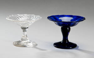 Conradsminde, to sukkerfade af hhv. klart og koboltblåt glas 2