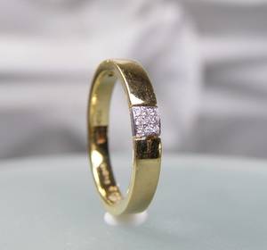 Ring mit Brillanten