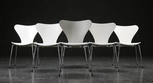 Arne Jacobsen. Seks Syver-stole, Model 3107 6 