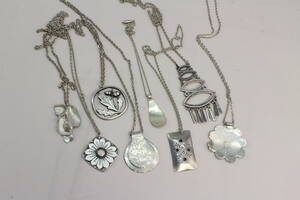 Halsband
