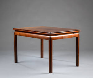 Dansk snedkermester. Bord af massiv mahogni, hollandsk udtræk 