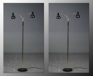2 standerlamper  gulvlamper, model Double Mind, sort  messing 2
