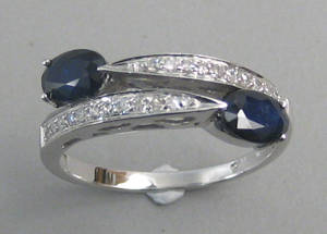 Safir- og diamantring