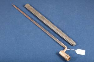 BAJONETT, M1855, OTYDLIGA STÄMPLAR, BLADETS LÄNGD CA 60 CM
