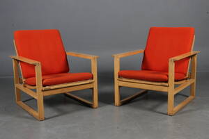 Børge Mogensen. Slædestole af egetræ, model 2256 2