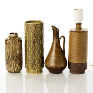 Gunnar Nylund vaser samt bordslampa 