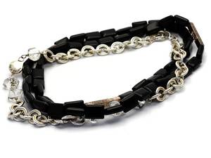 Halsband, 2st av