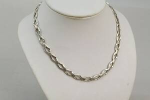 Halsband