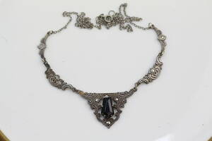 Halsband