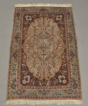Pakistansk tæppe, 1900-tallets 2. halvdel. 220 x 136 cm.