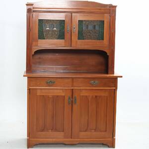 SERVERINGSSKÅP. Glasdörrar, två lådor.