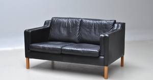 Stouby, to-pers. sofa i sort læder