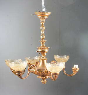 Takkrona i förgylld metall Denna vara har satts till omförsäljning under nytt varunummer4208407