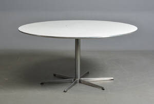 Arne Jacobsen, Cirkulært bord, Ø 145