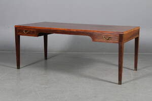 Frits Henningsen. Sofabord af palisander.