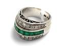Ring med gröna