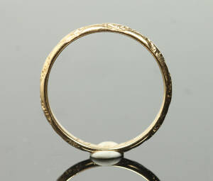 Ring 18K guld, vikt ca 3 gr