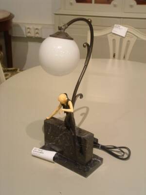 Bordslampa, Art Déco-stil