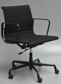 Charles Eames. Kontorstol, model EA-117  Denne vare er sat til omsalg under nyt varenummer 4194601