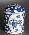 Kinesisk lågkrukke af porcelæn, 18001900-tallet