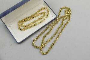Halsband