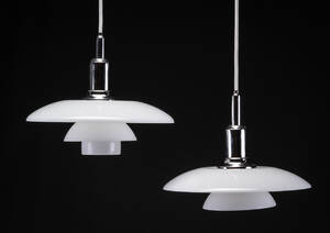 Poul Henningsen. Par PH 32 pendler, opalglas 2 Denne vare er sat til omsalg under nyt varenummer 4209742