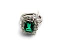 Ring med diamanter