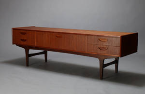 Dansk møbelproducent. Lav skænk