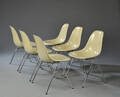Ray og Charles Eames. Seks skalstole, model DSS, cremehvid glasfiber 6